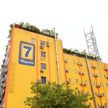 7 Days Inn Chengdu Sichuan University South Railway Station Exteriör bild