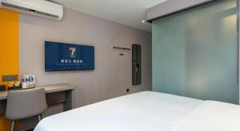 7 Days Inn Chengdu Sichuan University South Railway Station Exteriör bild